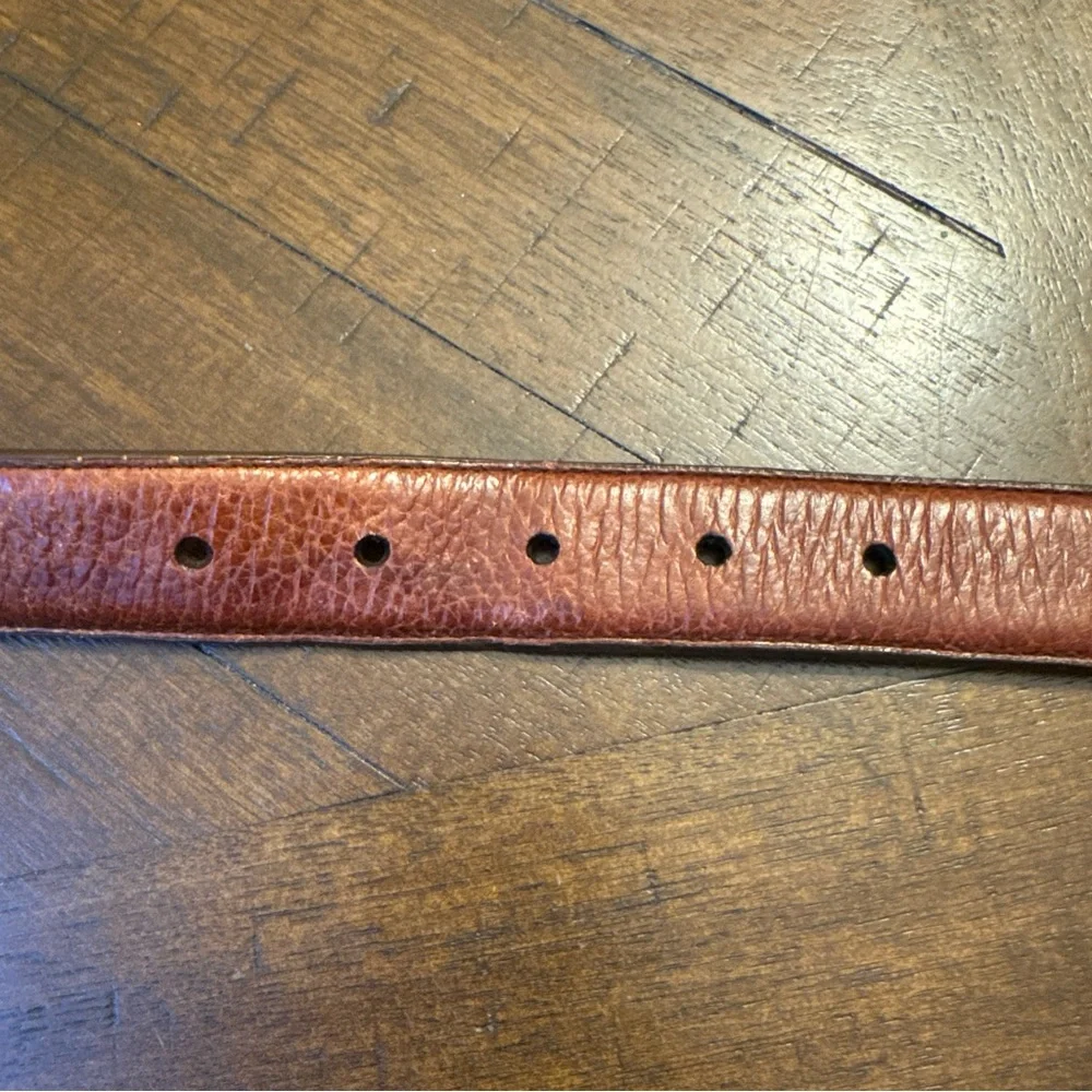 MEN'S‎ DOCKERS LIGHT BROWN GENUINE LEATHER BELT SIZE 45/105cm.